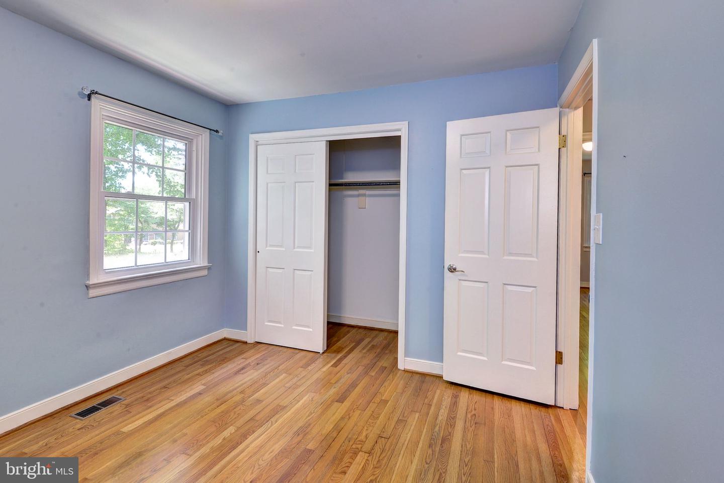 142 LITTLE JOHN RD, WILLIAMSBURG, Virginia 23185, 4 Bedrooms Bedrooms, ,3 BathroomsBathrooms,Residential,For sale,142 LITTLE JOHN RD,VAYV2000090 MLS # VAYV2000090