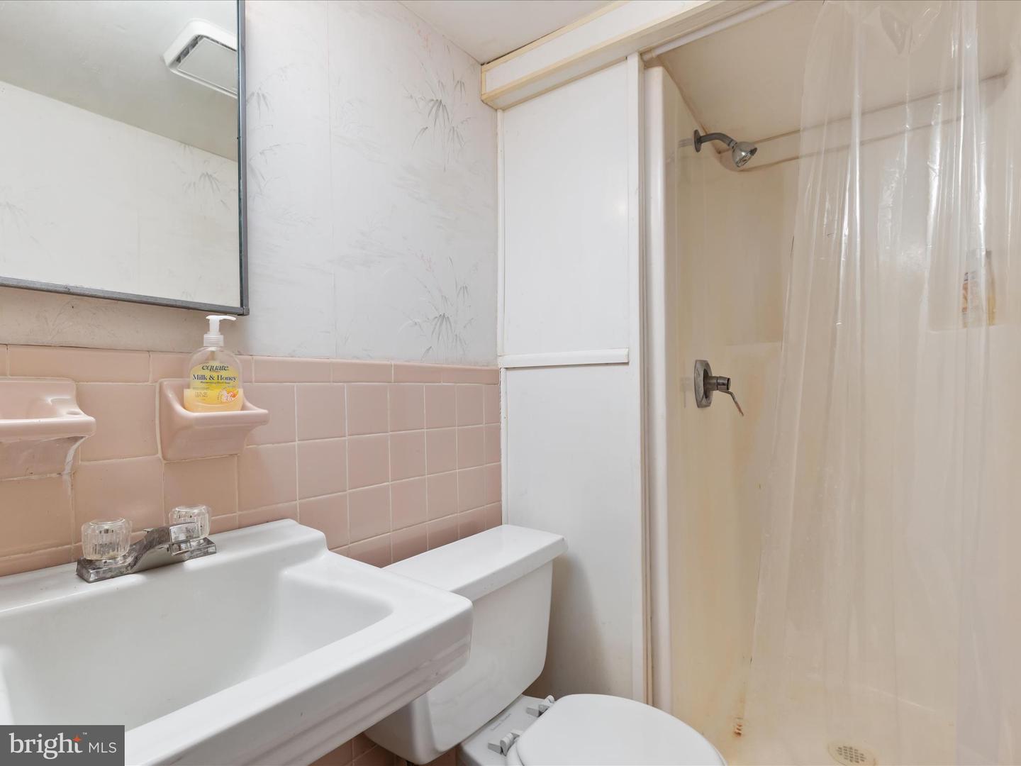 772 KAUFFMANS MILL RD, LURAY, Virginia 22835, 3 Bedrooms Bedrooms, ,2 BathroomsBathrooms,Residential,For sale,772 KAUFFMANS MILL RD,VAPA2004918 MLS # VAPA2004918