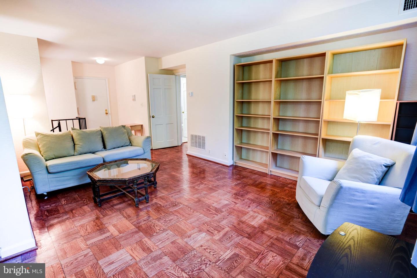 3821 NEWARK ST NW #B440, WASHINGTON, District Of Columbia 20016, 2 Bedrooms Bedrooms, ,2 BathroomsBathrooms,Residential,For sale,3821 NEWARK ST NW #B440,DCDC2201416 MLS # DCDC2201416