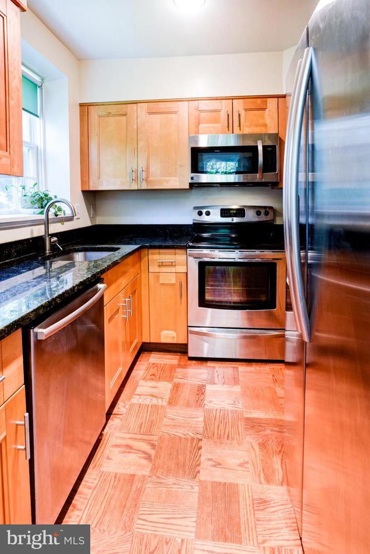 3821 NEWARK ST NW #B440, WASHINGTON, District Of Columbia 20016, 2 Bedrooms Bedrooms, ,2 BathroomsBathrooms,Residential,For sale,3821 NEWARK ST NW #B440,DCDC2201416 MLS # DCDC2201416