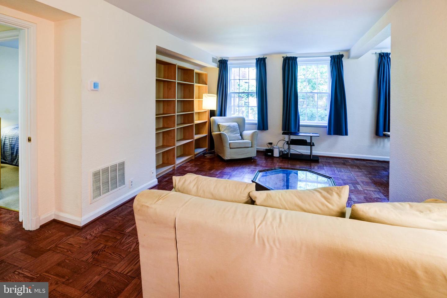 3821 NEWARK ST NW #B440, WASHINGTON, District Of Columbia 20016, 2 Bedrooms Bedrooms, ,2 BathroomsBathrooms,Residential,For sale,3821 NEWARK ST NW #B440,DCDC2201416 MLS # DCDC2201416