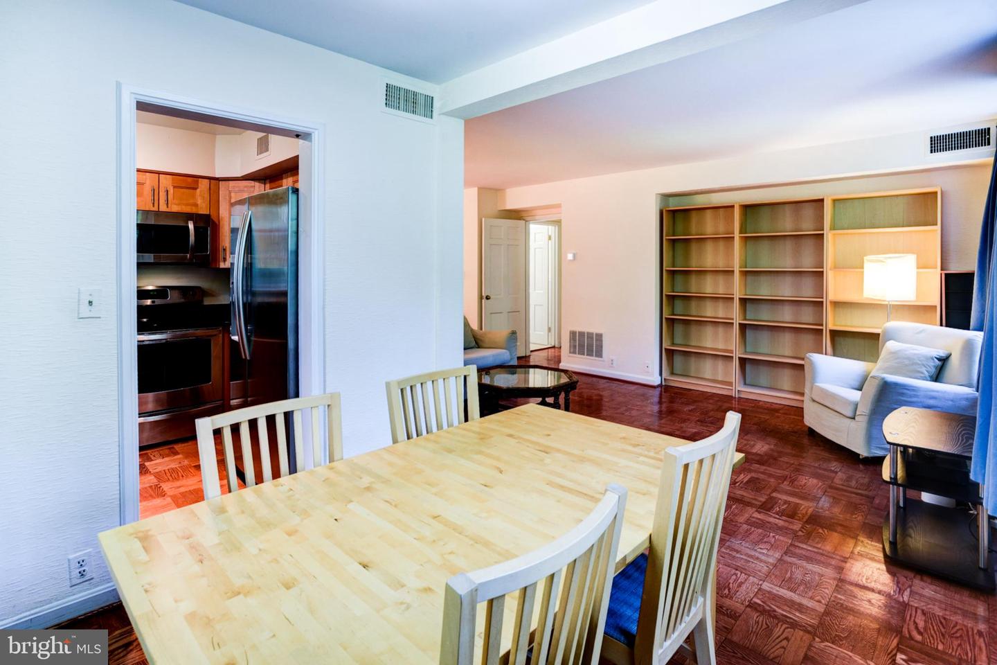 3821 NEWARK ST NW #B440, WASHINGTON, District Of Columbia 20016, 2 Bedrooms Bedrooms, ,2 BathroomsBathrooms,Residential,For sale,3821 NEWARK ST NW #B440,DCDC2201416 MLS # DCDC2201416