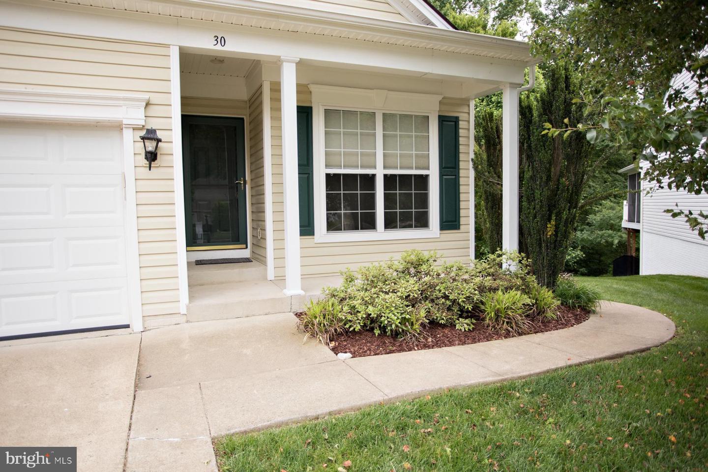 30 DAYTON CIR, FREDERICKSBURG, Virginia 22406, 3 Bedrooms Bedrooms, ,2 BathroomsBathrooms,Residential,For sale,30 DAYTON CIR,VAST2039008 MLS # VAST2039008