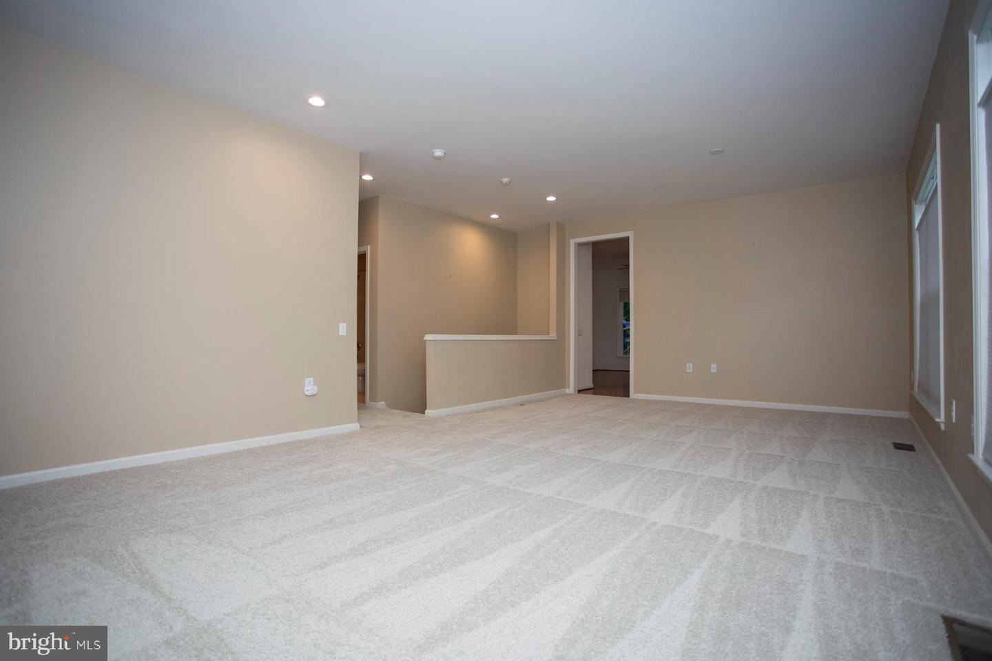 30 DAYTON CIR, FREDERICKSBURG, Virginia 22406, 3 Bedrooms Bedrooms, ,2 BathroomsBathrooms,Residential,For sale,30 DAYTON CIR,VAST2039008 MLS # VAST2039008