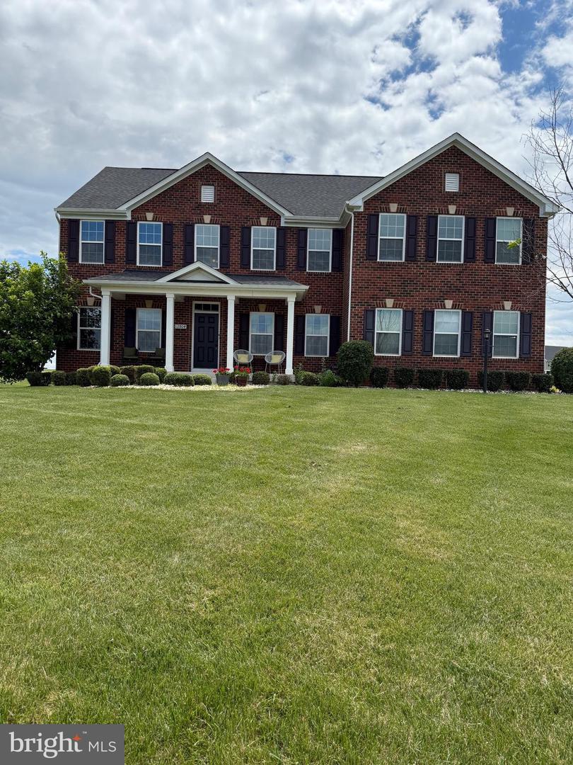 12804 MONTEREY CT, FREDERICKSBURG, Virginia 22407, 5 Bedrooms Bedrooms, ,5 BathroomsBathrooms,Residential,For sale,12804 MONTEREY CT,VASP2033258 MLS # VASP2033258