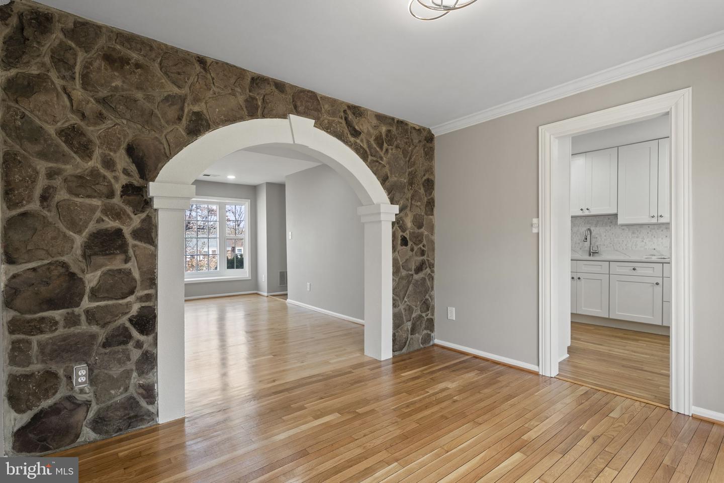 941 SHERWOOD CT, STERLING, Virginia 20164, 4 Bedrooms Bedrooms, ,2 BathroomsBathrooms,Residential,For sale,941 SHERWOOD CT,VALO2097294 MLS # VALO2097294