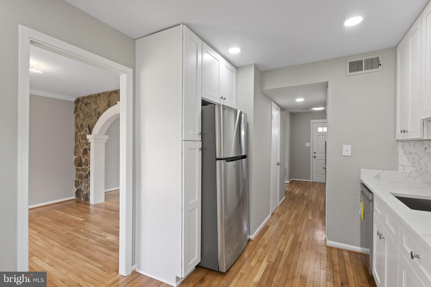 941 SHERWOOD CT, STERLING, Virginia 20164, 4 Bedrooms Bedrooms, ,2 BathroomsBathrooms,Residential,For sale,941 SHERWOOD CT,VALO2097294 MLS # VALO2097294