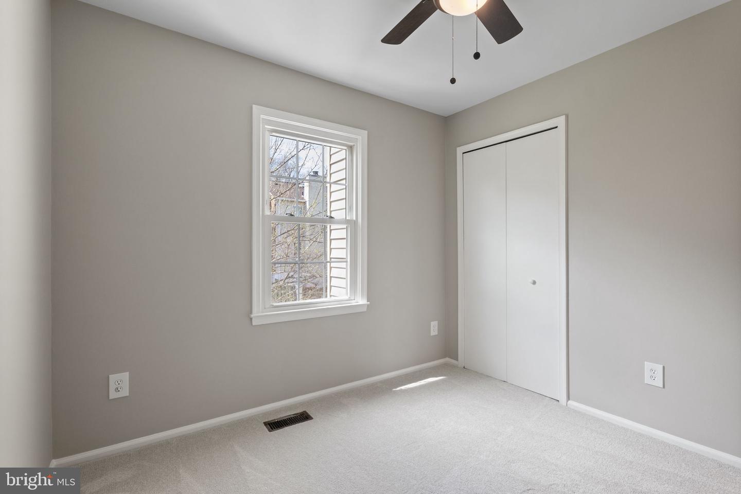 941 SHERWOOD CT, STERLING, Virginia 20164, 4 Bedrooms Bedrooms, ,2 BathroomsBathrooms,Residential,For sale,941 SHERWOOD CT,VALO2097294 MLS # VALO2097294