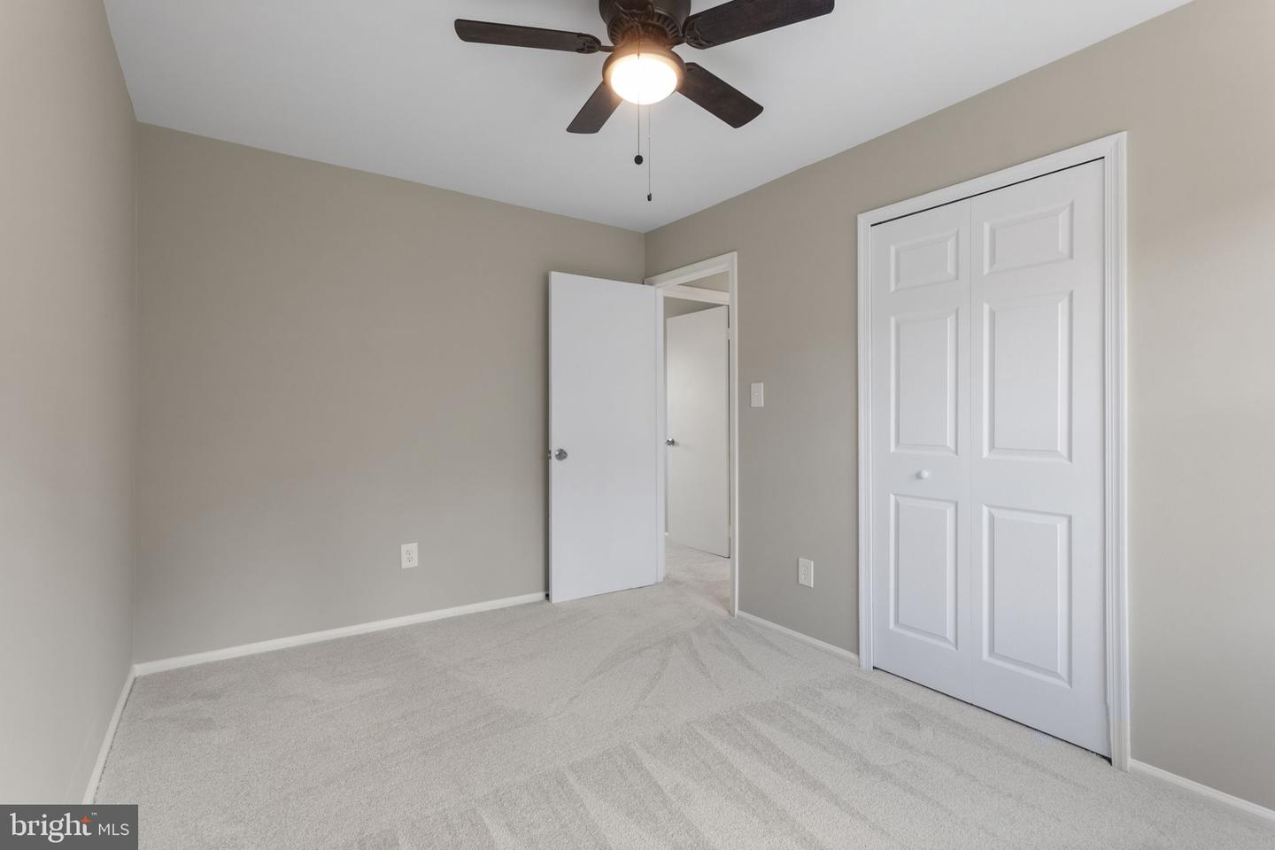 941 SHERWOOD CT, STERLING, Virginia 20164, 4 Bedrooms Bedrooms, ,2 BathroomsBathrooms,Residential,For sale,941 SHERWOOD CT,VALO2097294 MLS # VALO2097294