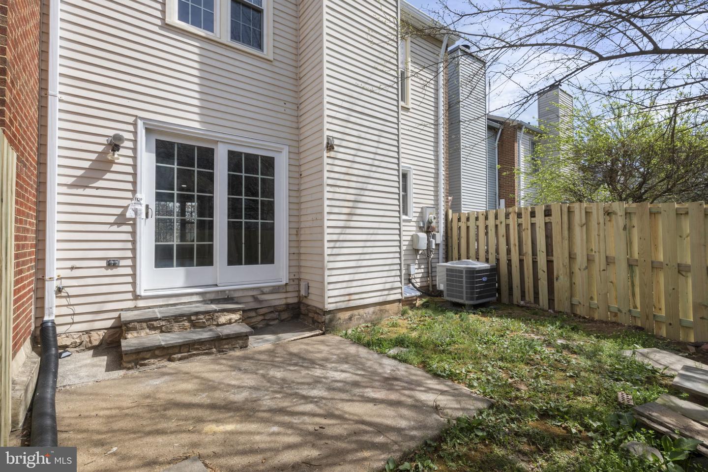 941 SHERWOOD CT, STERLING, Virginia 20164, 4 Bedrooms Bedrooms, ,2 BathroomsBathrooms,Residential,For sale,941 SHERWOOD CT,VALO2097294 MLS # VALO2097294
