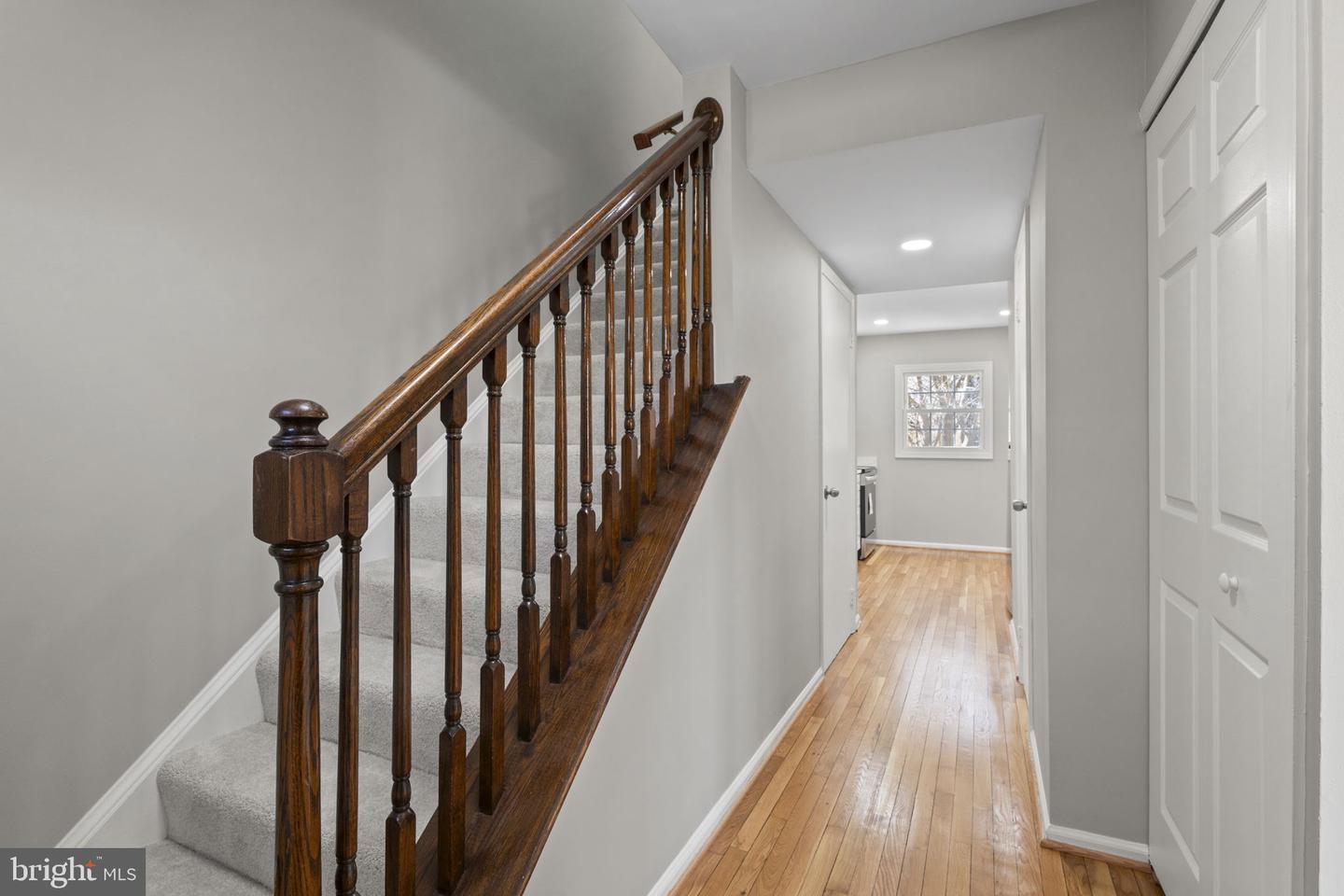 941 SHERWOOD CT, STERLING, Virginia 20164, 4 Bedrooms Bedrooms, ,2 BathroomsBathrooms,Residential,For sale,941 SHERWOOD CT,VALO2097294 MLS # VALO2097294