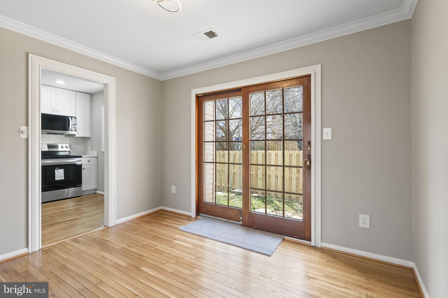 941 SHERWOOD CT, STERLING, Virginia 20164, 4 Bedrooms Bedrooms, ,2 BathroomsBathrooms,Residential,For sale,941 SHERWOOD CT,VALO2097294 MLS # VALO2097294