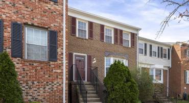 941 SHERWOOD CT, STERLING, Virginia 20164, 4 Bedrooms Bedrooms, ,2 BathroomsBathrooms,Residential,For sale,941 SHERWOOD CT,VALO2097294 MLS # VALO2097294