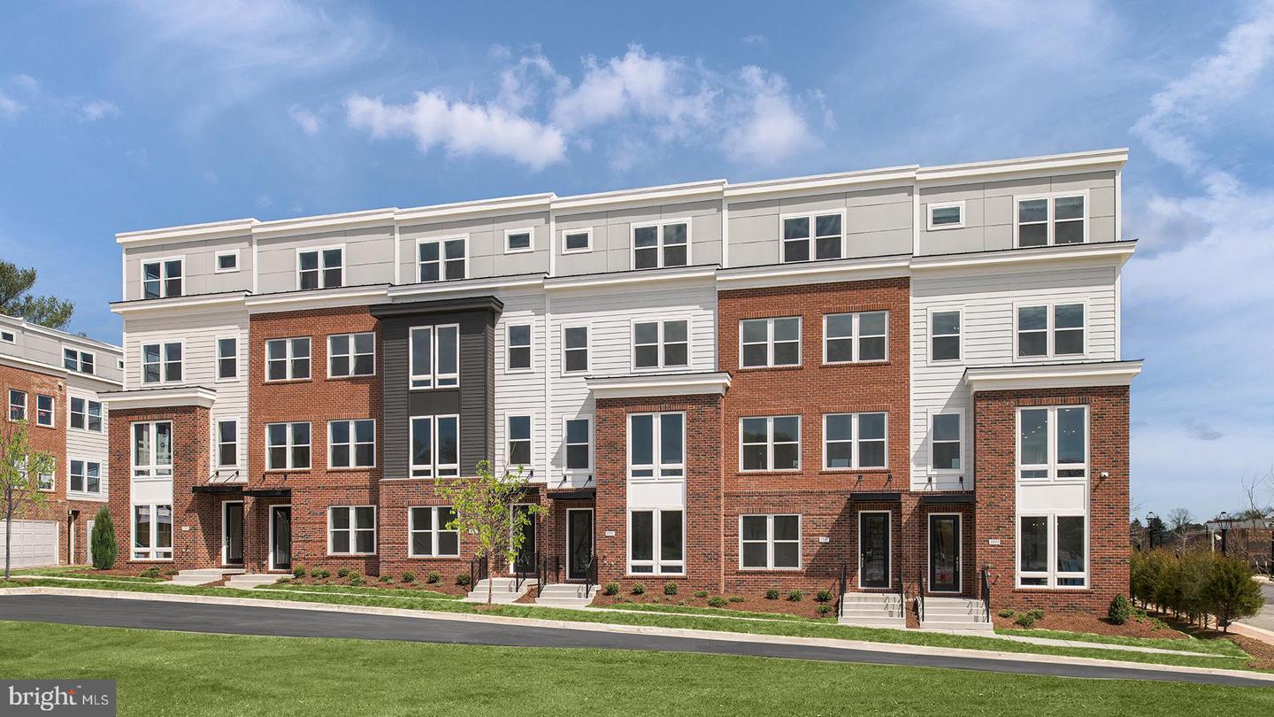 HOMESITE 18 RED OAK ST, FAIRFAX, Virginia 22030, 4 Bedrooms Bedrooms, ,3 BathroomsBathrooms,Residential,For sale,HOMESITE 18 RED OAK ST,VAFC2006344 MLS # VAFC2006344