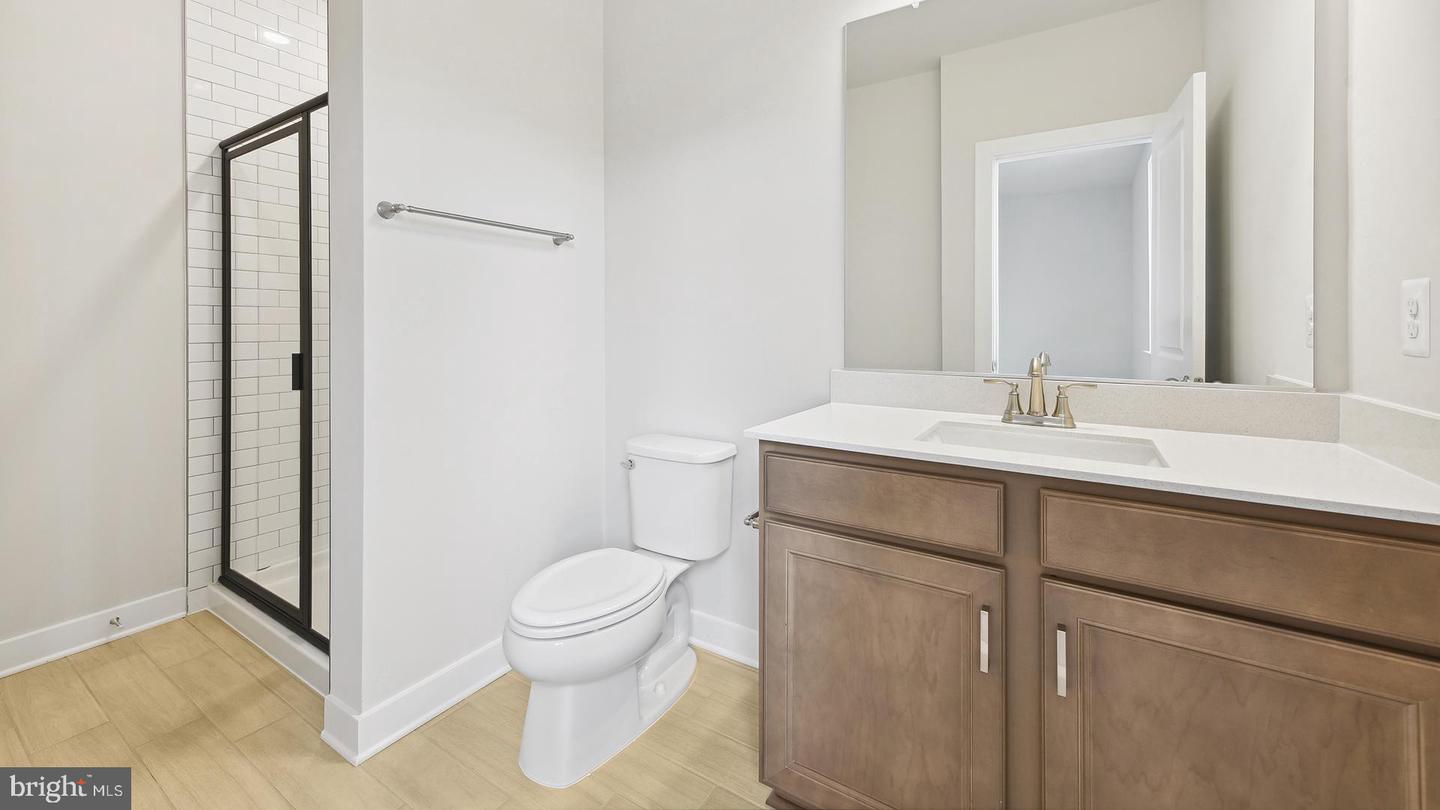 HOMESITE 18 RED OAK ST, FAIRFAX, Virginia 22030, 4 Bedrooms Bedrooms, ,3 BathroomsBathrooms,Residential,For sale,HOMESITE 18 RED OAK ST,VAFC2006344 MLS # VAFC2006344