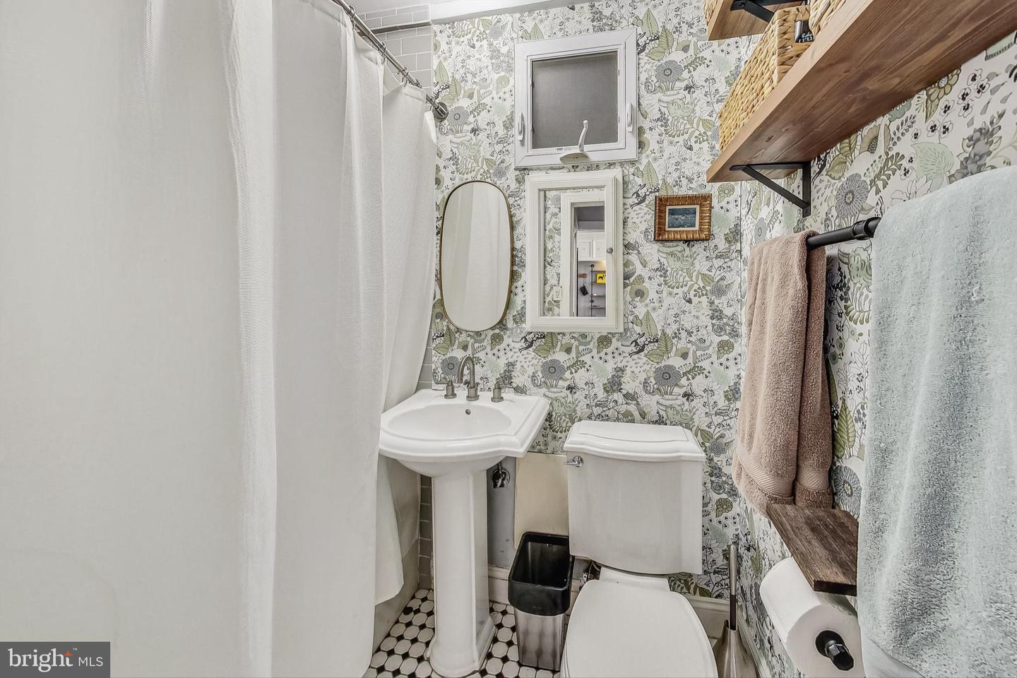 3600 CONNECTICUT AVE NW #105, WASHINGTON, District Of Columbia 20008, ,1 BathroomBathrooms,Residential,For sale,3600 CONNECTICUT AVE NW #105,DCDC2201570 MLS # DCDC2201570
