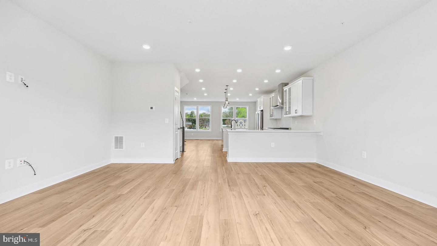 HOMESITE 20 RED OAK ST, FAIRFAX, Virginia 22030, 5 Bedrooms Bedrooms, ,4 BathroomsBathrooms,Residential,For sale,HOMESITE 20 RED OAK ST,VAFC2006346 MLS # VAFC2006346
