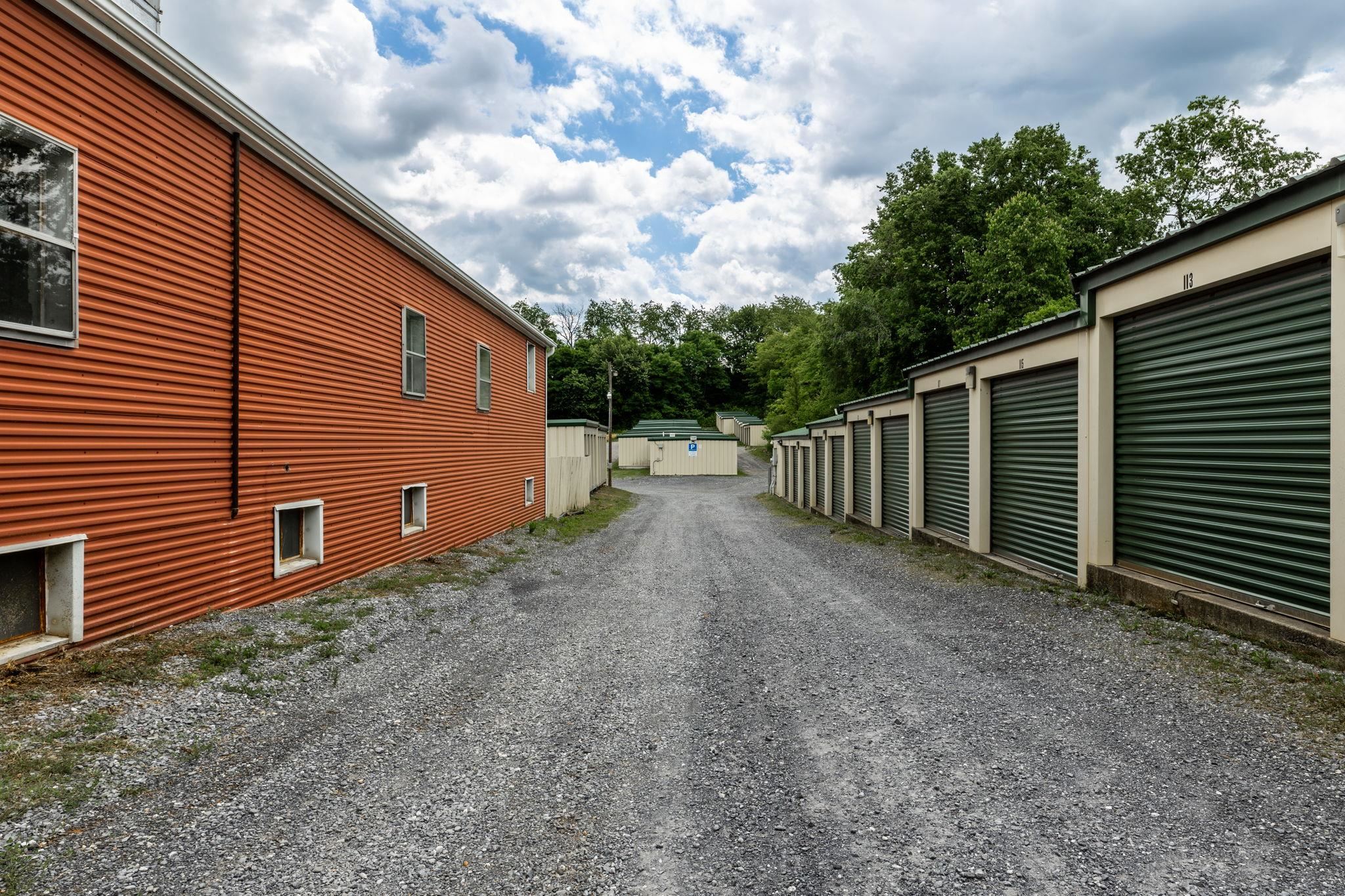 1614 NORTH VALLEY PIKE, HARRISONBURG, Virginia 22802, ,Commercial,1614 NORTH VALLEY PIKE,664718 MLS # 664718