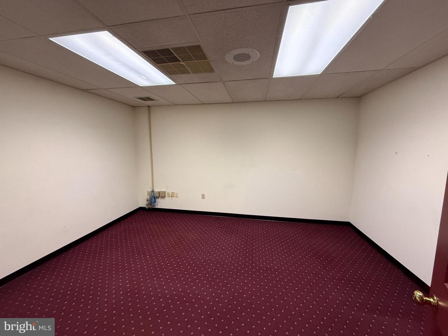 403 CHATHAM SQUARE OFFICE PARK, FREDERICKSBURG, Virginia 22405, ,Land,For sale,403 CHATHAM SQUARE OFFICE PARK,VAST2039050 MLS # VAST2039050