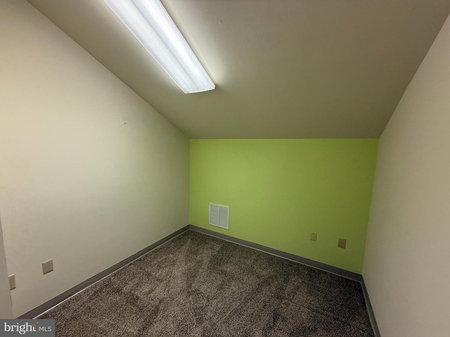 403 CHATHAM SQUARE OFFICE PARK, FREDERICKSBURG, Virginia 22405, ,Land,For sale,403 CHATHAM SQUARE OFFICE PARK,VAST2039050 MLS # VAST2039050