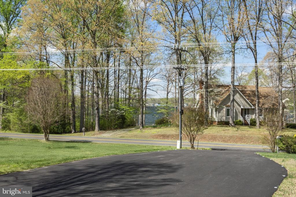 3704 ELK CREEK RD, MINERAL, Virginia 23117, 3 Bedrooms Bedrooms, ,3 BathroomsBathrooms,Residential,3704 ELK CREEK RD,VALA2007564 MLS # VALA2007564