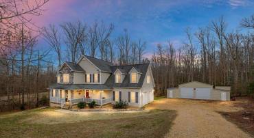 6330 KLEINEIDAM WAY, SPOTSYLVANIA, Virginia 22551, 4 Bedrooms Bedrooms, ,2 BathroomsBathrooms,Residential,For sale,6330 KLEINEIDAM WAY,VASP2027872 MLS # VASP2027872