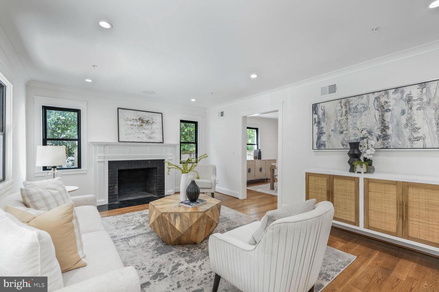 6019 UTAH AVE NW, WASHINGTON, District Of Columbia 20015, 6 Bedrooms Bedrooms, ,5 BathroomsBathrooms,Residential,For sale,6019 UTAH AVE NW,DCDC2163372 MLS # DCDC2163372