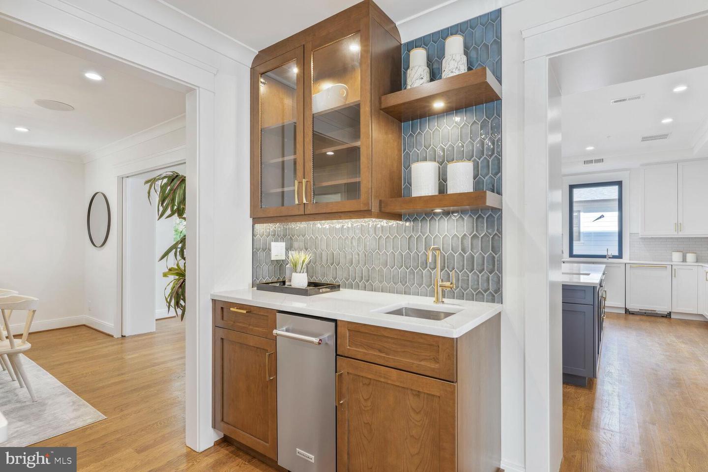 6019 UTAH AVE NW, WASHINGTON, District Of Columbia 20015, 6 Bedrooms Bedrooms, ,5 BathroomsBathrooms,Residential,For sale,6019 UTAH AVE NW,DCDC2163372 MLS # DCDC2163372