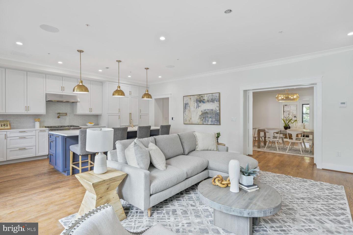 6019 UTAH AVE NW, WASHINGTON, District Of Columbia 20015, 6 Bedrooms Bedrooms, ,5 BathroomsBathrooms,Residential,For sale,6019 UTAH AVE NW,DCDC2163372 MLS # DCDC2163372