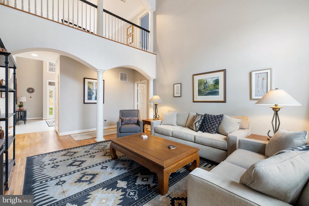 7887 WELLINGTON DR, WARRENTON, Virginia 20186, 6 Bedrooms Bedrooms, ,5 BathroomsBathrooms,Residential,7887 WELLINGTON DR,VAFQ2016562 MLS # VAFQ2016562