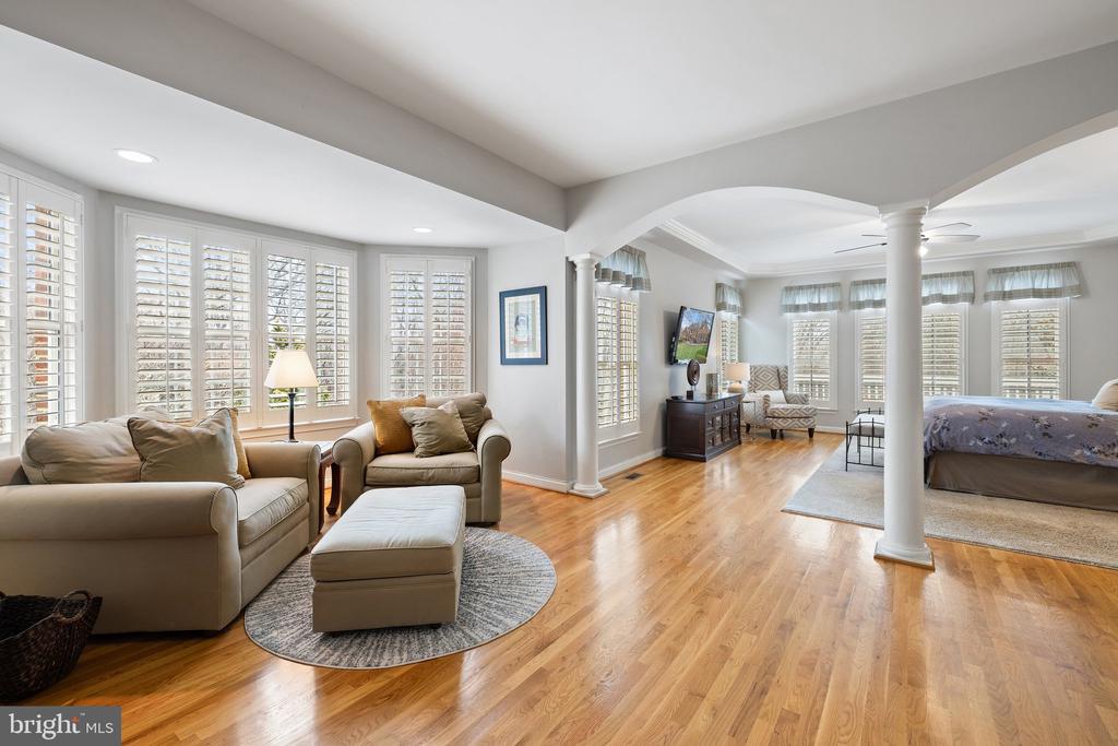 7887 WELLINGTON DR, WARRENTON, Virginia 20186, 6 Bedrooms Bedrooms, ,5 BathroomsBathrooms,Residential,7887 WELLINGTON DR,VAFQ2016562 MLS # VAFQ2016562