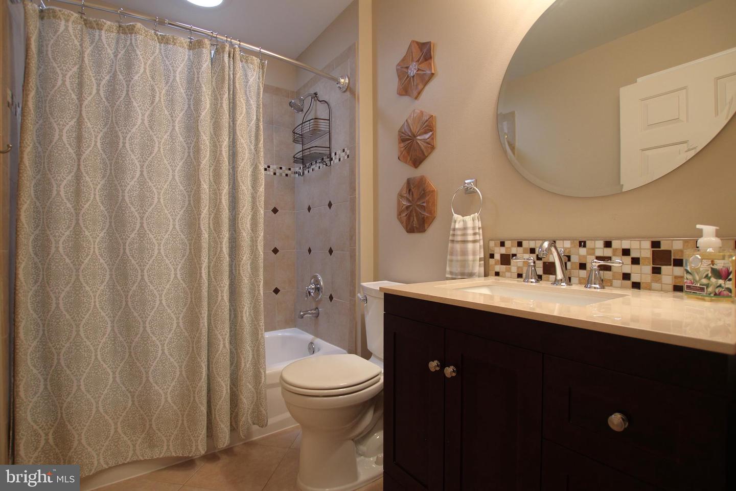 15516 WIGEON WAY, WOODBRIDGE, Virginia 22191, 3 Bedrooms Bedrooms, 11 Rooms Rooms,2 BathroomsBathrooms,Residential,For sale,15516 WIGEON WAY,VAPW2088076 MLS # VAPW2088076