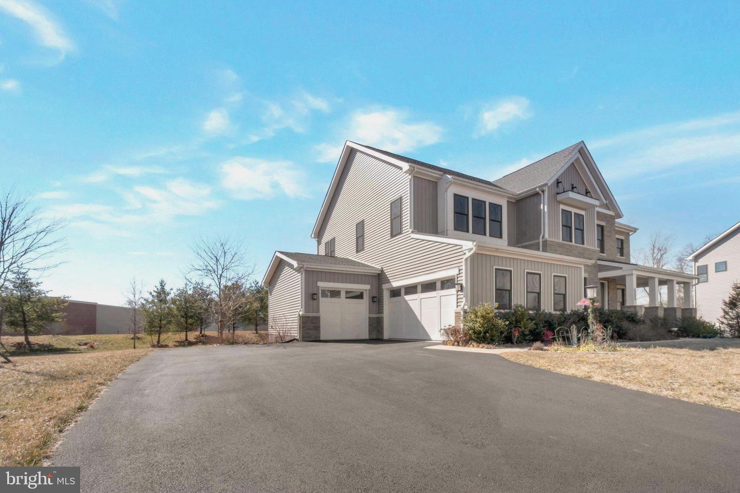 15105 SKY VALLEY DR, HAYMARKET, Virginia 20169, 4 Bedrooms Bedrooms, ,4 BathroomsBathrooms,Residential,For sale,15105 SKY VALLEY DR,VAPW2088162 MLS # VAPW2088162