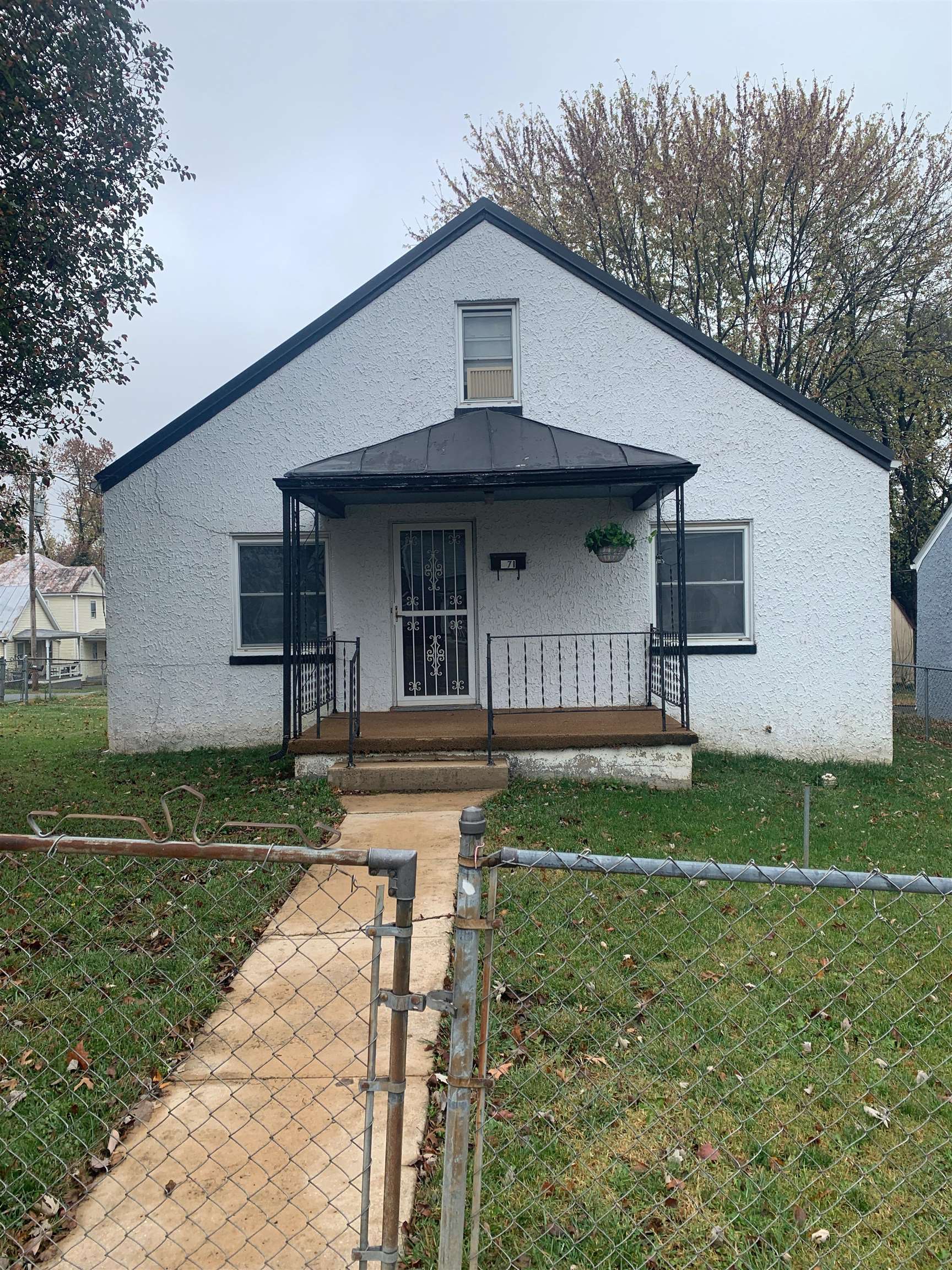 471 E GAY ST, HARRISONBURG, Virginia 22802, 2 Bedrooms Bedrooms, ,1 BathroomBathrooms,Residential,471 EAST GAY STREET,471 E GAY ST,658803 MLS # 658803
