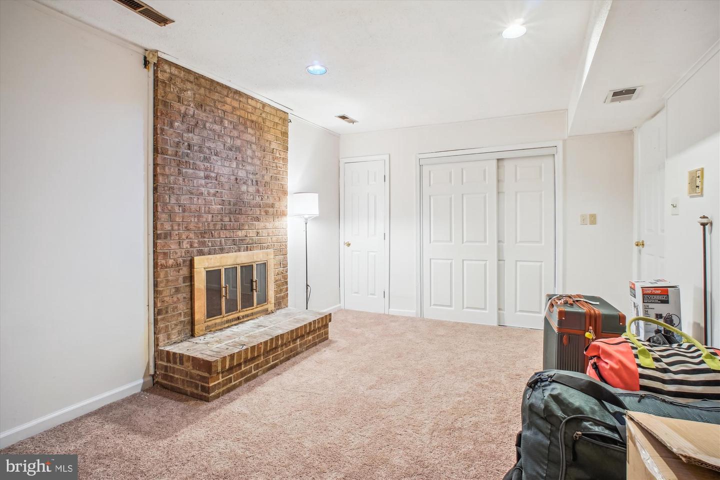 4536 GARBO CT, ANNANDALE, Virginia 22003, 4 Bedrooms Bedrooms, ,3 BathroomsBathrooms,Residential,For sale,4536 GARBO CT,VAFX2226842 MLS # VAFX2226842