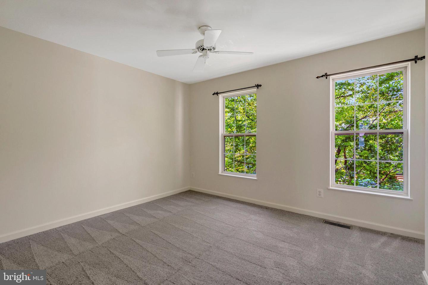 1857 TIGER LILY CIR, WOODBRIDGE, Virginia 22192, 2 Bedrooms Bedrooms, ,2 BathroomsBathrooms,Residential,For sale,1857 TIGER LILY CIR,VAPW2090152 MLS # VAPW2090152