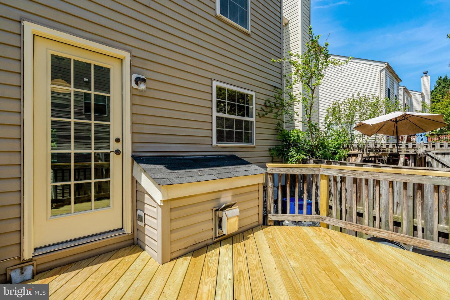 1857 TIGER LILY CIR, WOODBRIDGE, Virginia 22192, 2 Bedrooms Bedrooms, ,2 BathroomsBathrooms,Residential,For sale,1857 TIGER LILY CIR,VAPW2090152 MLS # VAPW2090152