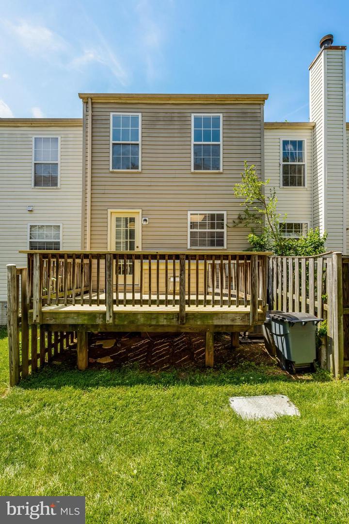 1857 TIGER LILY CIR, WOODBRIDGE, Virginia 22192, 2 Bedrooms Bedrooms, ,2 BathroomsBathrooms,Residential,For sale,1857 TIGER LILY CIR,VAPW2090152 MLS # VAPW2090152