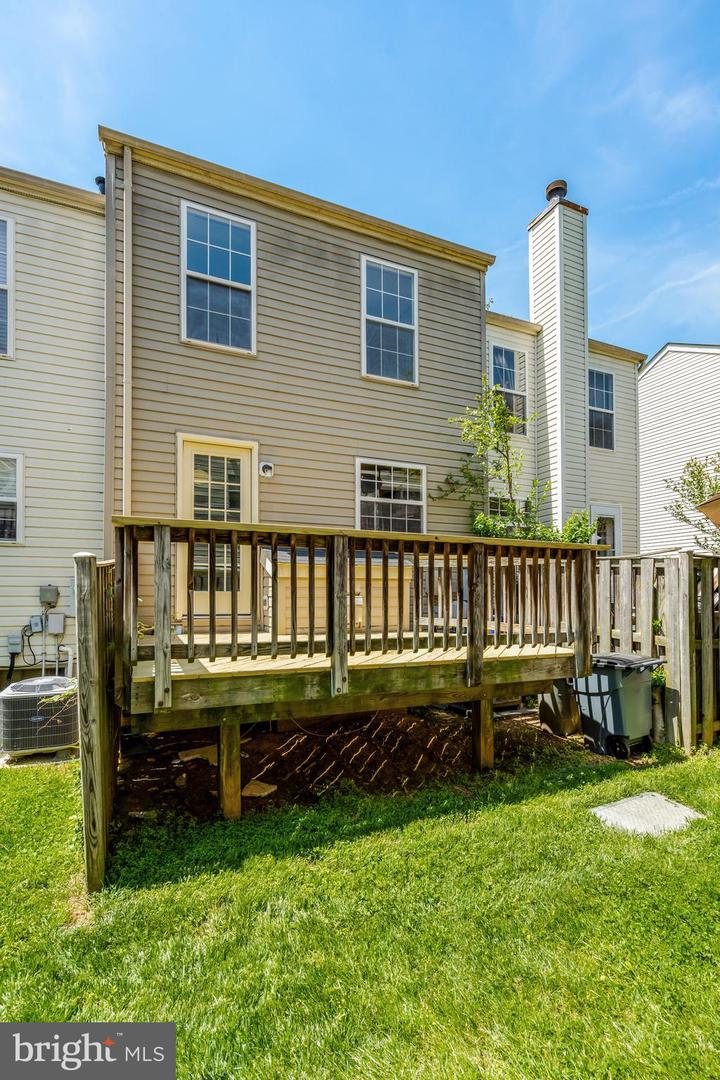 1857 TIGER LILY CIR, WOODBRIDGE, Virginia 22192, 2 Bedrooms Bedrooms, ,2 BathroomsBathrooms,Residential,For sale,1857 TIGER LILY CIR,VAPW2090152 MLS # VAPW2090152