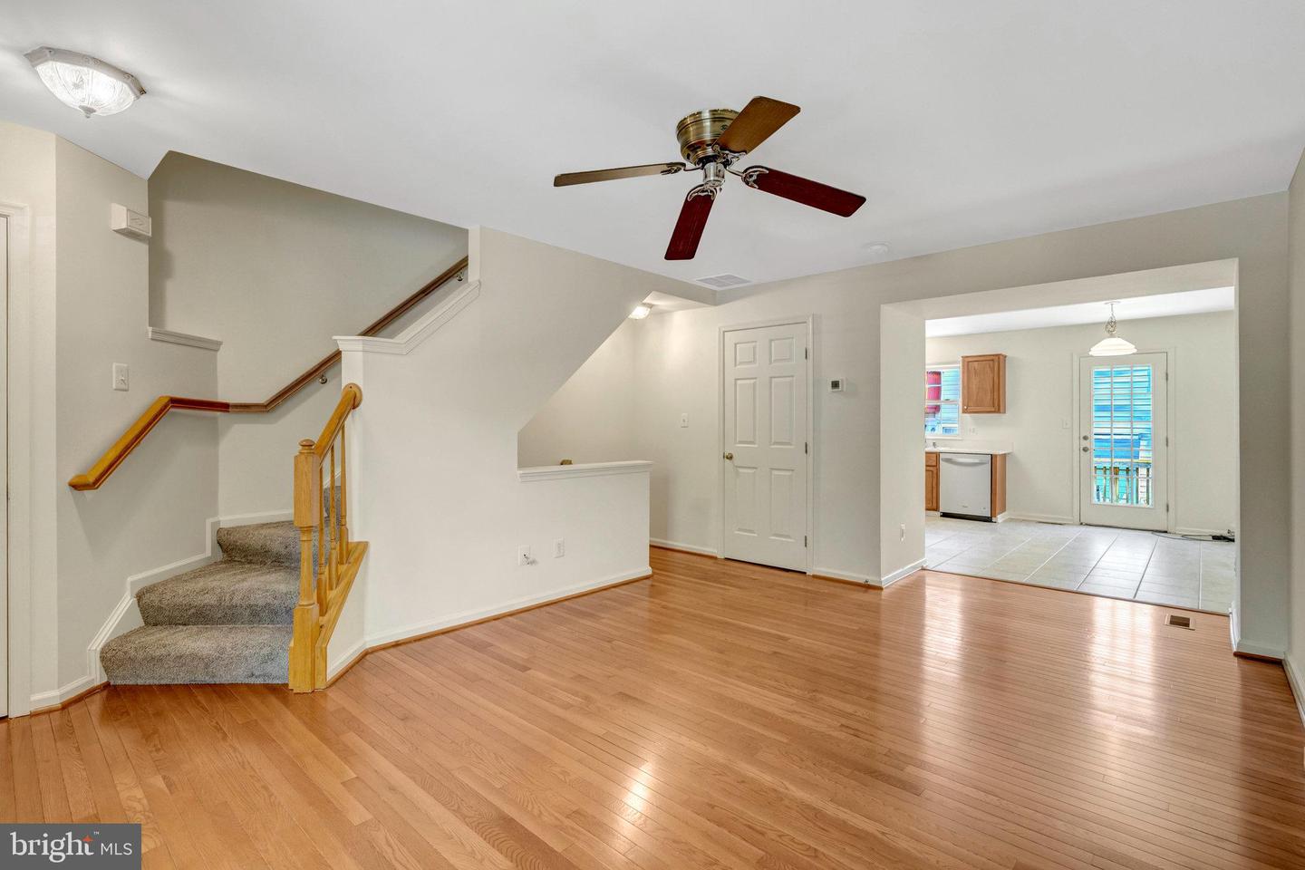 1857 TIGER LILY CIR, WOODBRIDGE, Virginia 22192, 2 Bedrooms Bedrooms, ,2 BathroomsBathrooms,Residential,For sale,1857 TIGER LILY CIR,VAPW2090152 MLS # VAPW2090152