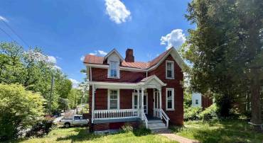 500 RIDGE ST, CHARLOTTESVILLE, Virginia 22902, 5 Bedrooms Bedrooms, ,3 BathroomsBathrooms,Residential,500 RIDGE ST,664321 MLS # 664321