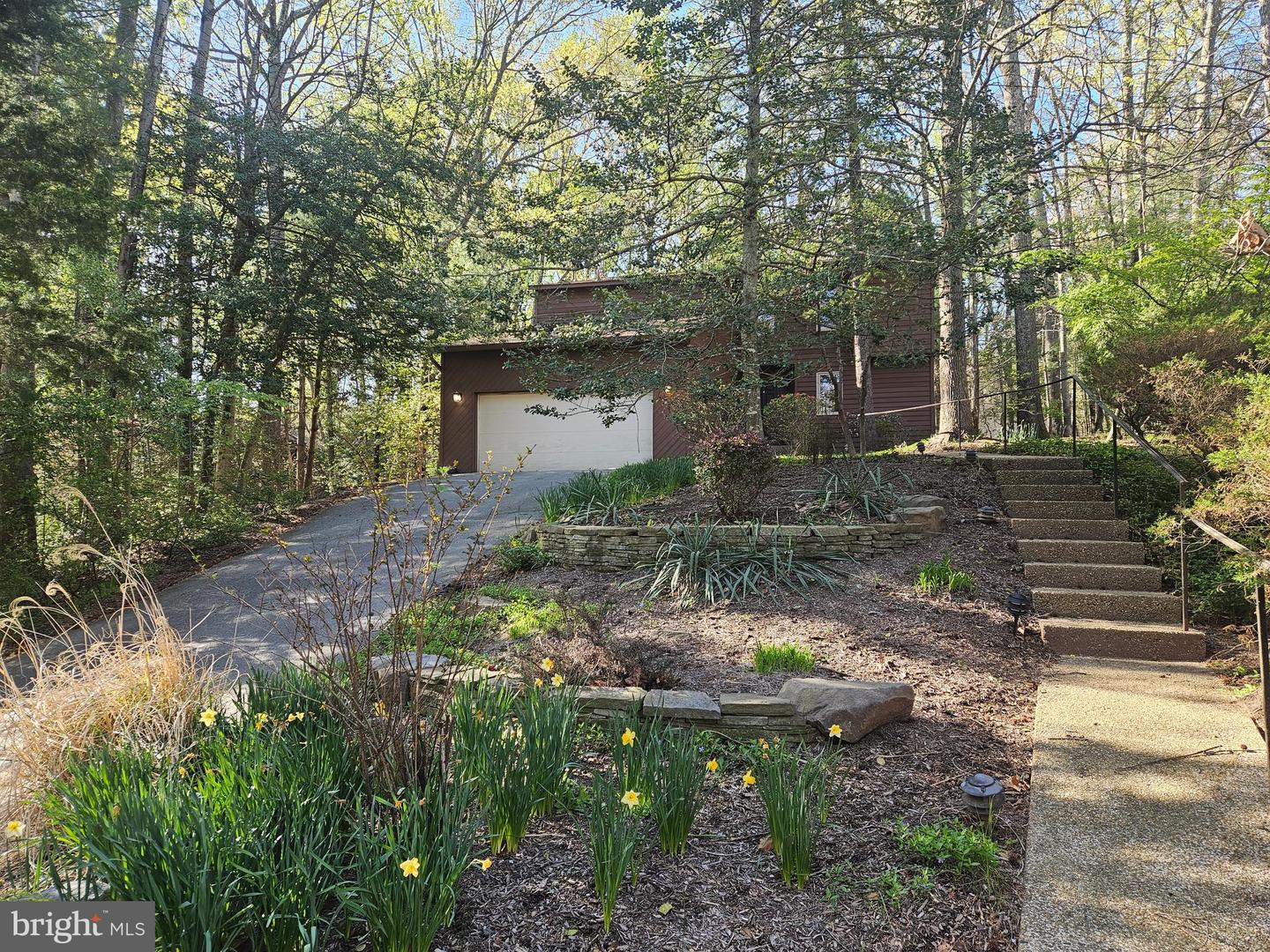 11291 SPYGLASS COVE LN, RESTON, Virginia 20191, 4 Bedrooms Bedrooms, 15 Rooms Rooms,3 BathroomsBathrooms,Residential,For sale,11291 SPYGLASS COVE LN,VAFX2231502 MLS # VAFX2231502