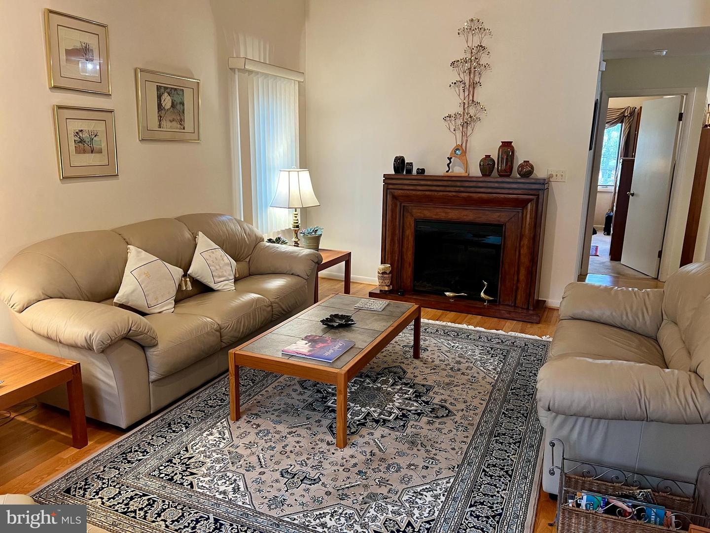 11291 SPYGLASS COVE LN, RESTON, Virginia 20191, 4 Bedrooms Bedrooms, 15 Rooms Rooms,3 BathroomsBathrooms,Residential,For sale,11291 SPYGLASS COVE LN,VAFX2231502 MLS # VAFX2231502