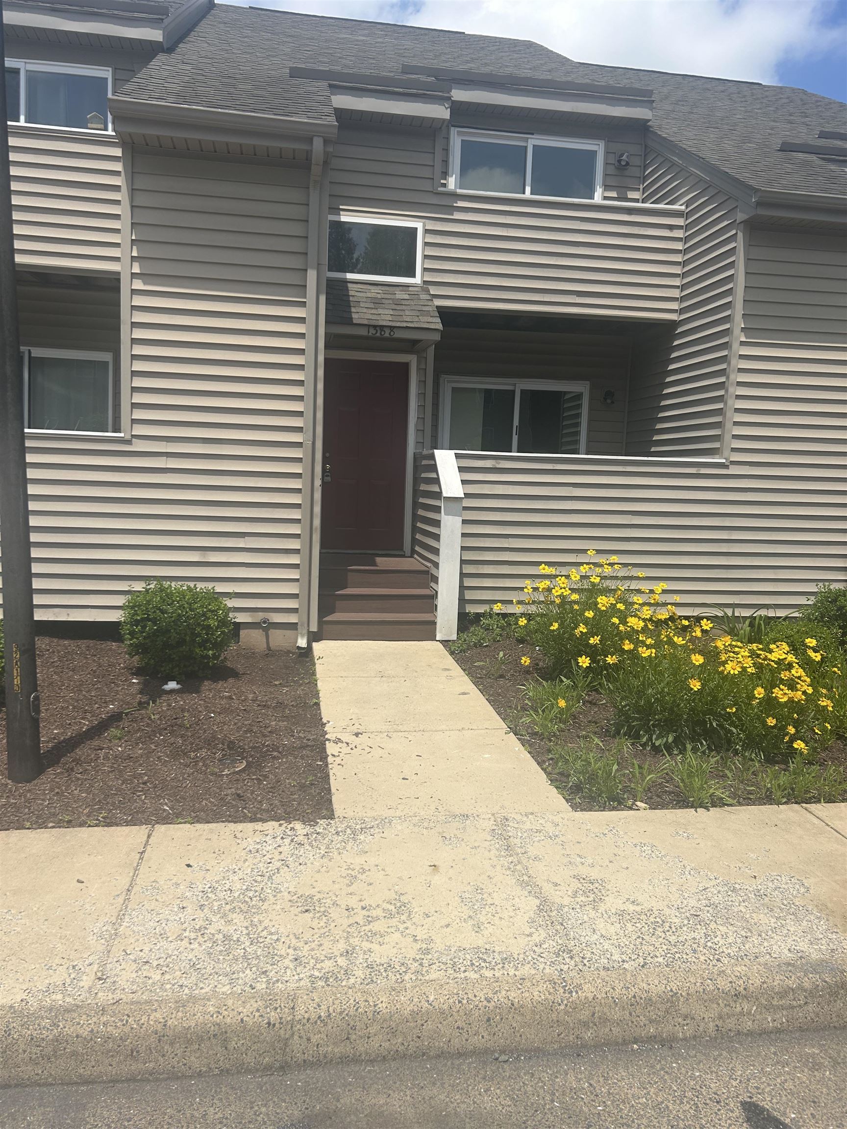 1388 BRADLEY DR, HARRISONBURG, Virginia 22801, 4 Bedrooms Bedrooms, ,2 BathroomsBathrooms,Residential,1388 BRADLEY DR,664713 MLS # 664713