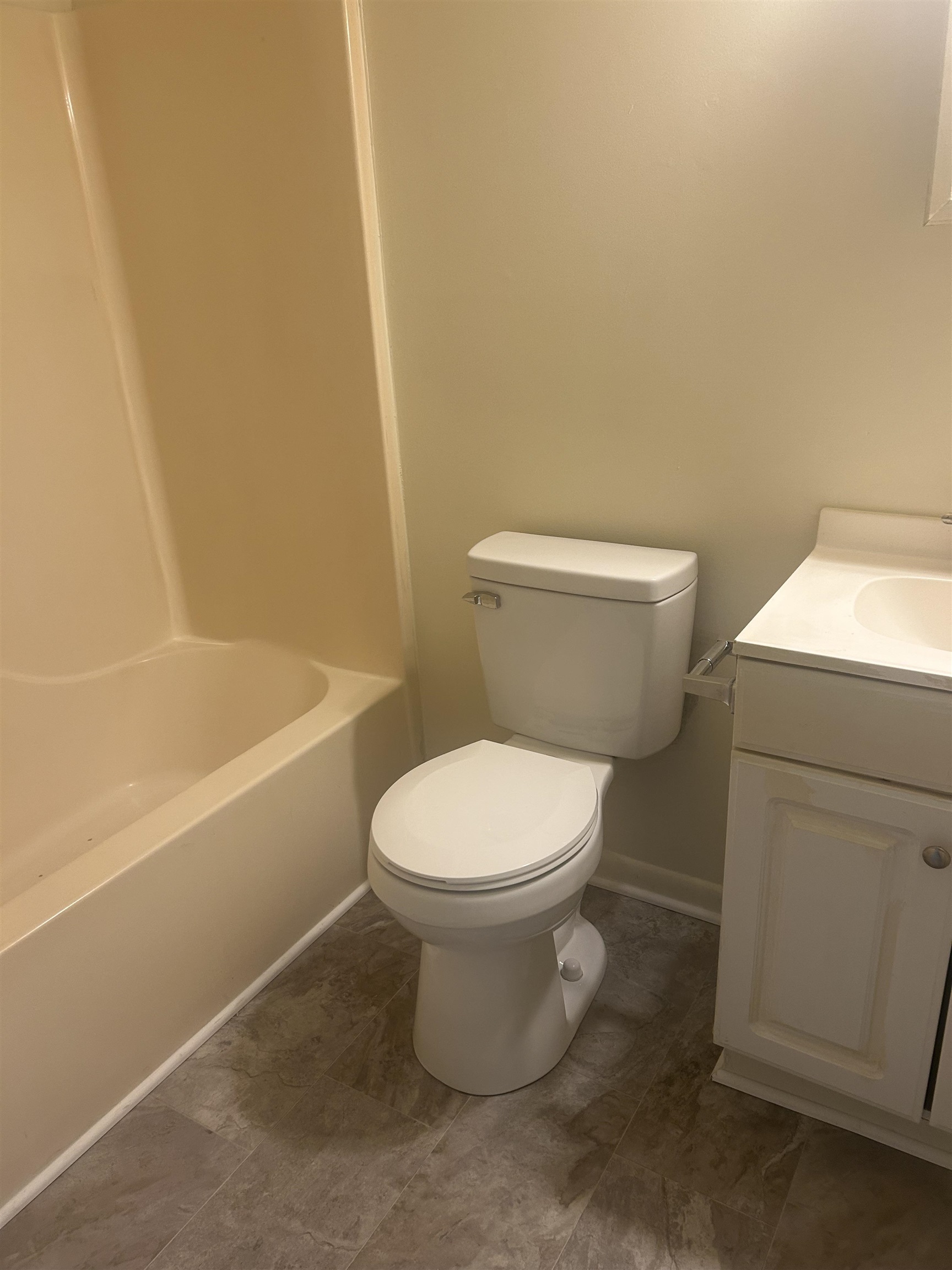 1388 BRADLEY DR, HARRISONBURG, Virginia 22801, 4 Bedrooms Bedrooms, ,2 BathroomsBathrooms,Residential,1388 BRADLEY DR,664713 MLS # 664713