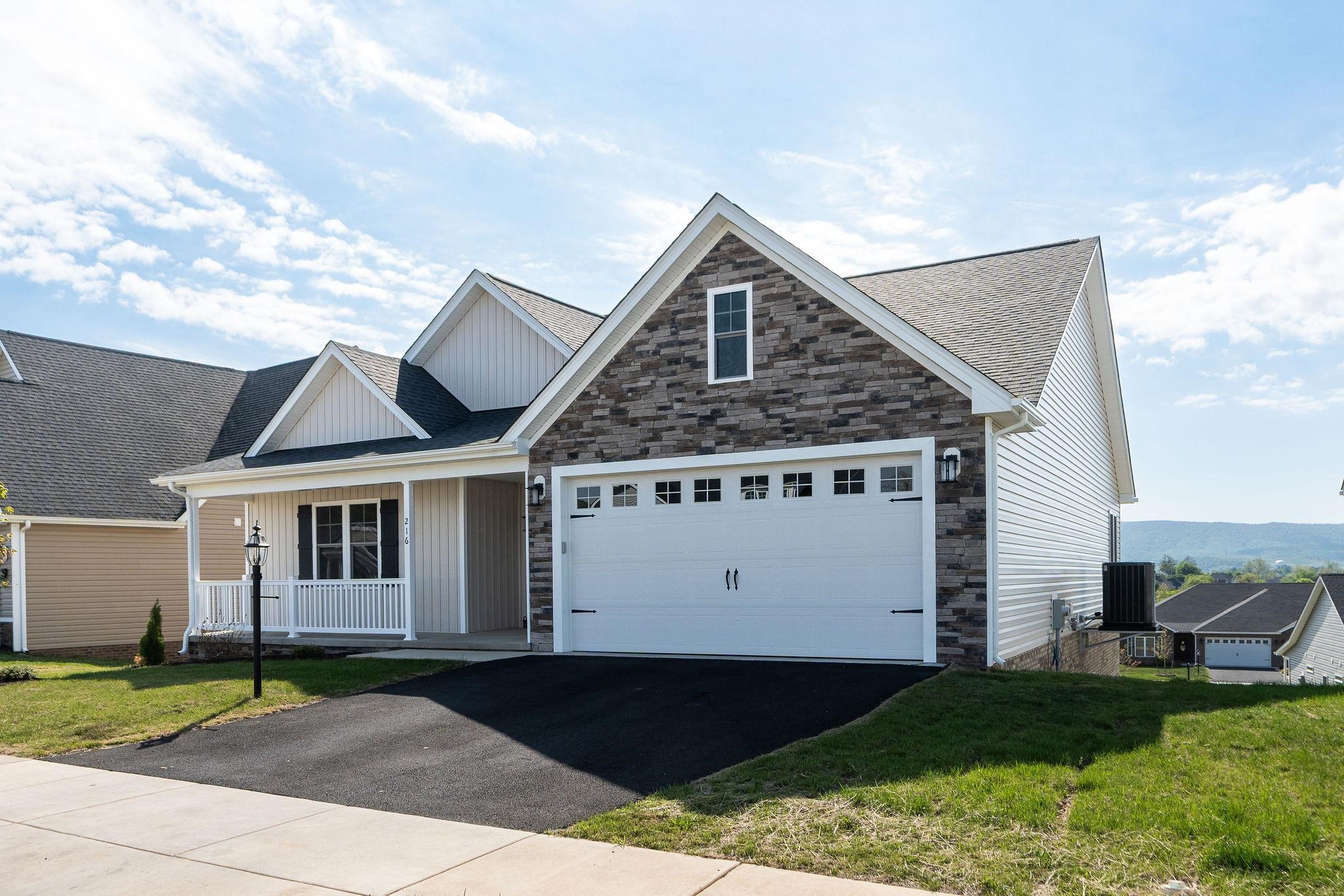 216 SPRING RUN LN, WAYNESBORO, Virginia 22980, 3 Bedrooms Bedrooms, ,2 BathroomsBathrooms,Residential,Villas at Ana Marie,216 SPRING RUN LN,664721 MLS # 664721