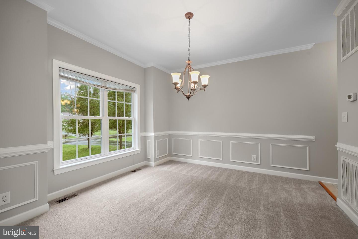 63 TOWN AND COUNTRY DR, FREDERICKSBURG, Virginia 22405, 4 Bedrooms Bedrooms, ,3 BathroomsBathrooms,Residential,For sale,63 TOWN AND COUNTRY DR,VAST2037610 MLS # VAST2037610