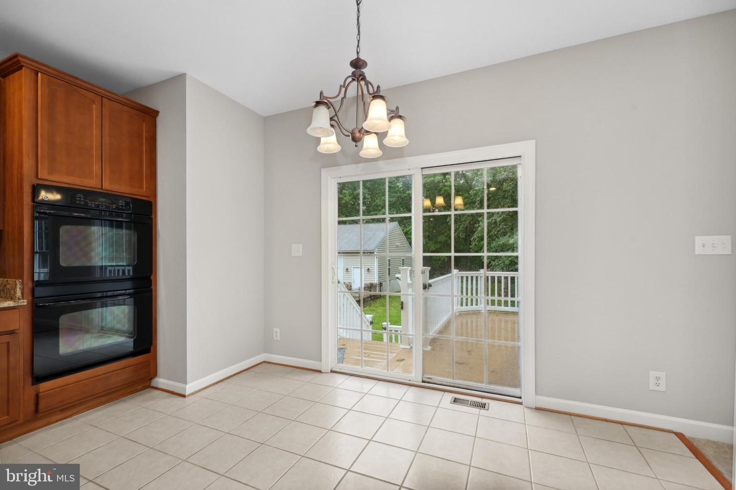 63 TOWN AND COUNTRY DR, FREDERICKSBURG, Virginia 22405, 4 Bedrooms Bedrooms, ,3 BathroomsBathrooms,Residential,For sale,63 TOWN AND COUNTRY DR,VAST2037610 MLS # VAST2037610