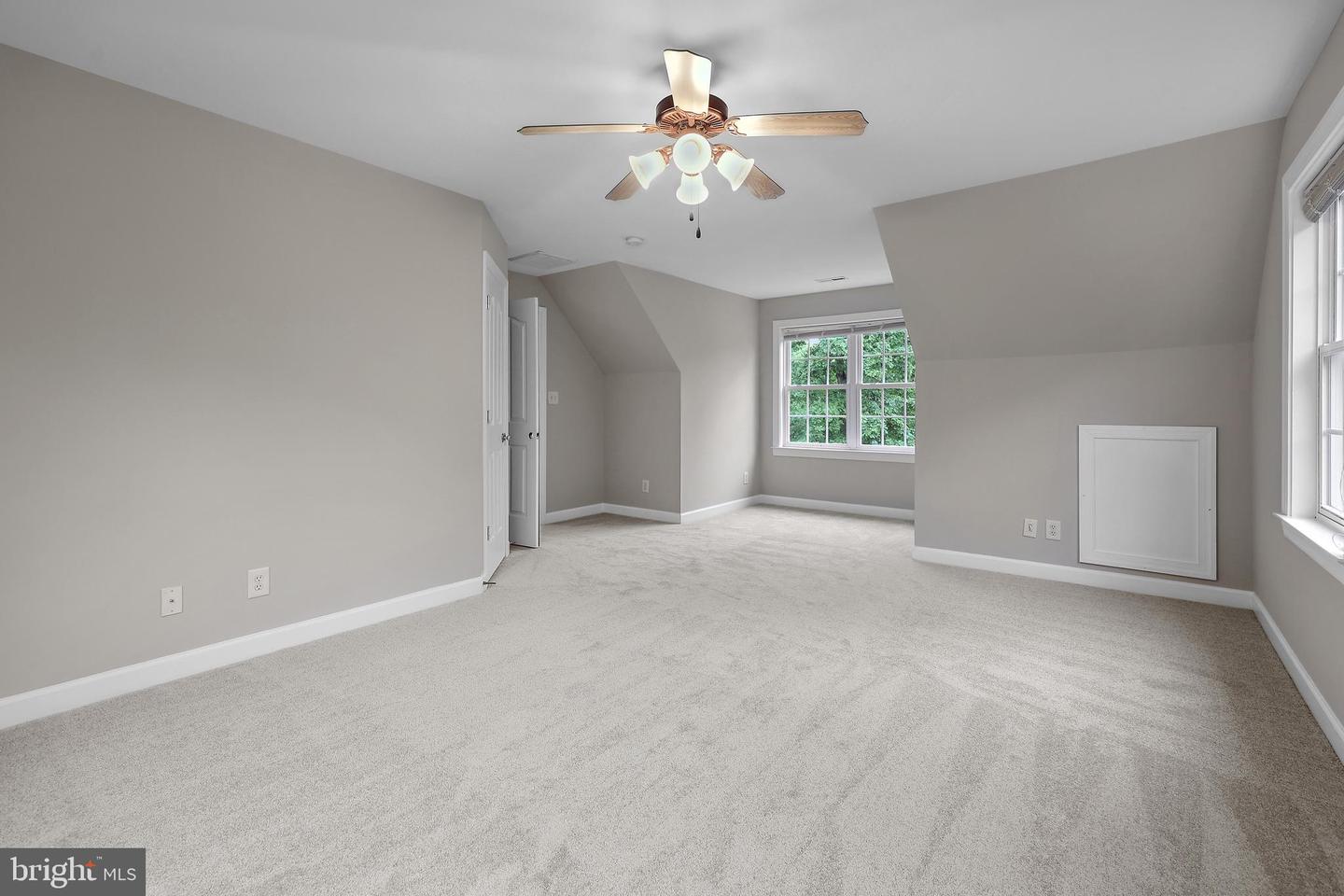 63 TOWN AND COUNTRY DR, FREDERICKSBURG, Virginia 22405, 4 Bedrooms Bedrooms, ,3 BathroomsBathrooms,Residential,For sale,63 TOWN AND COUNTRY DR,VAST2037610 MLS # VAST2037610