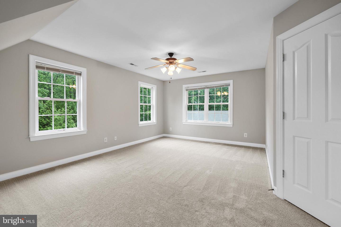 63 TOWN AND COUNTRY DR, FREDERICKSBURG, Virginia 22405, 4 Bedrooms Bedrooms, ,3 BathroomsBathrooms,Residential,For sale,63 TOWN AND COUNTRY DR,VAST2037610 MLS # VAST2037610